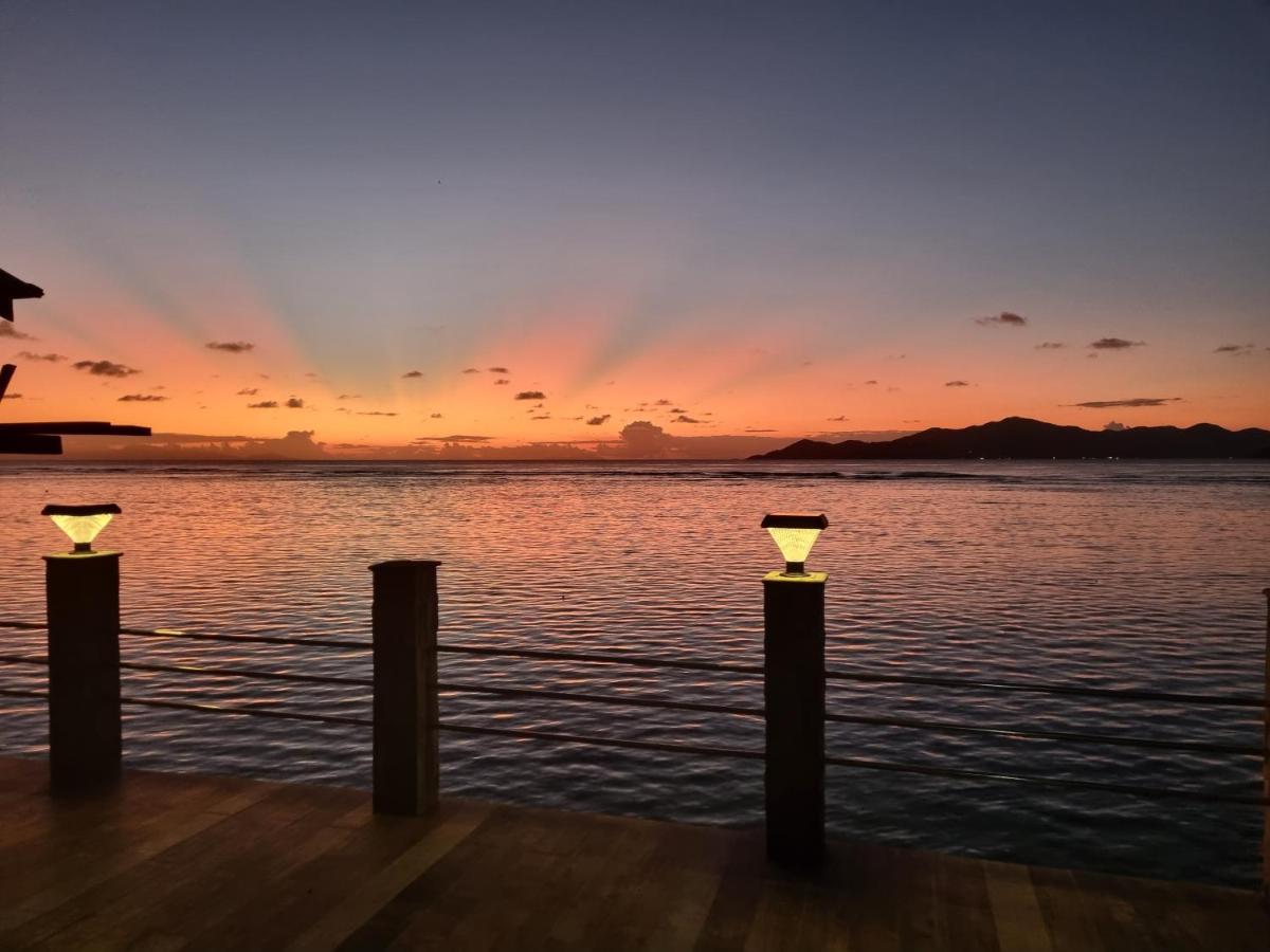 La Digue Luxury Beach & Spa 外观 照片