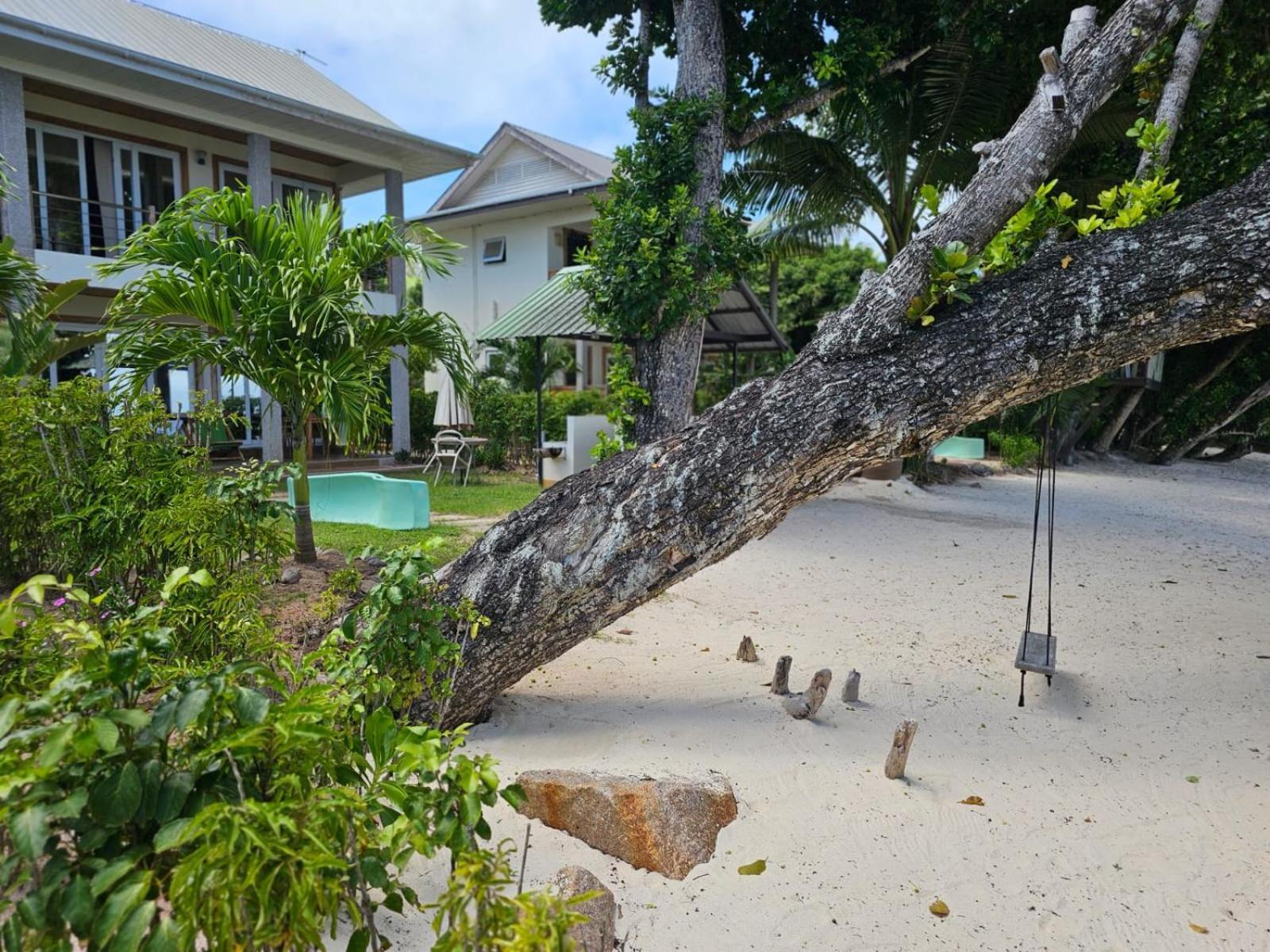 La Digue Luxury Beach & Spa 外观 照片