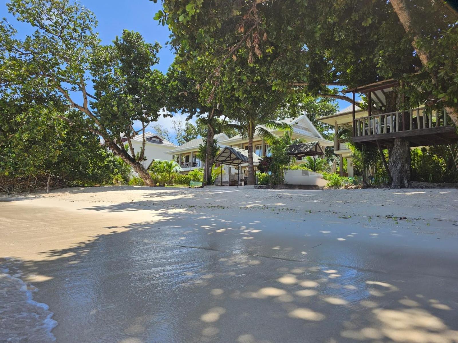 La Digue Luxury Beach & Spa 外观 照片