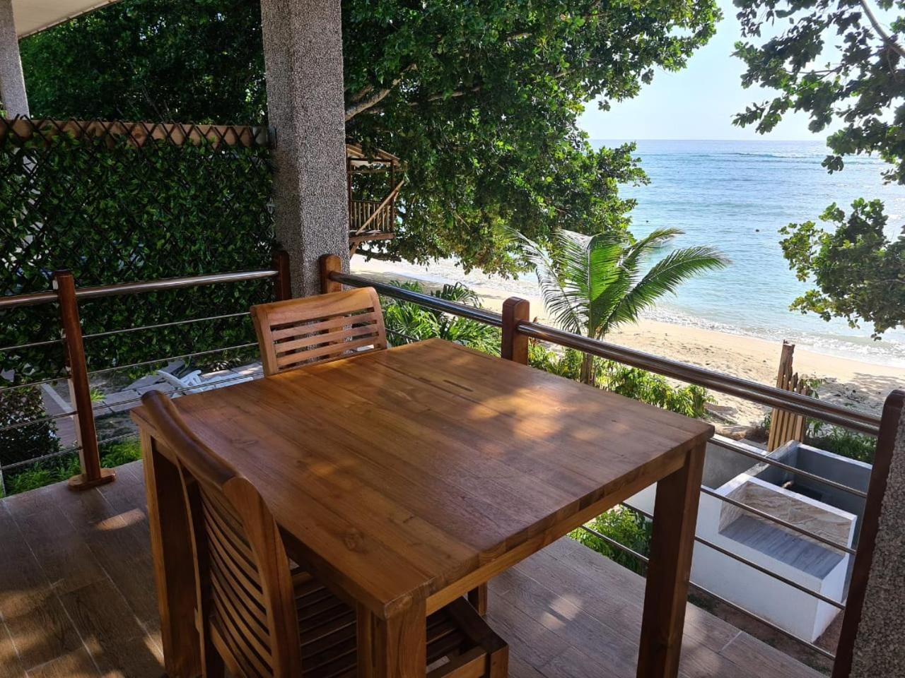 La Digue Luxury Beach & Spa 外观 照片