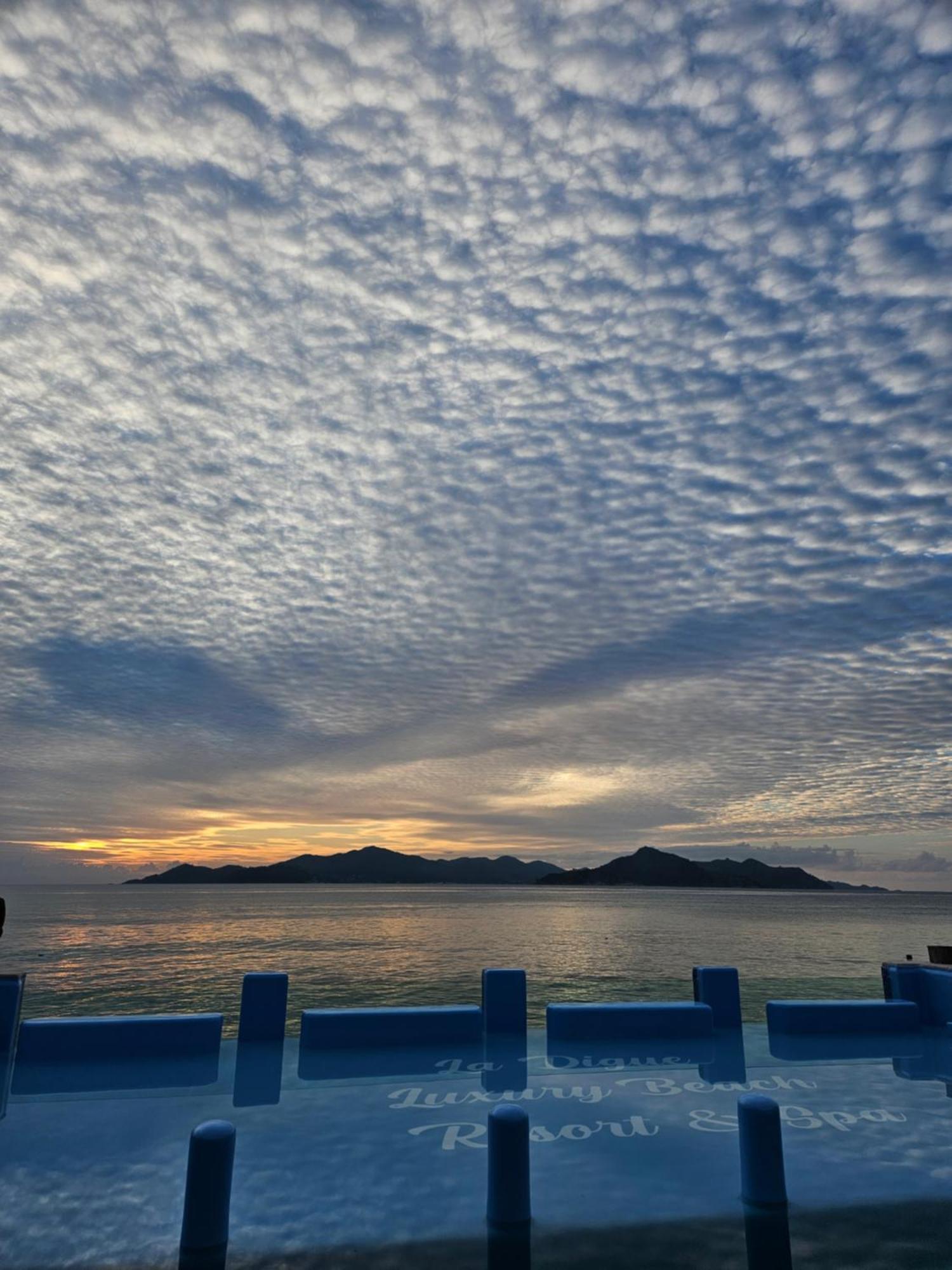 La Digue Luxury Beach & Spa 外观 照片