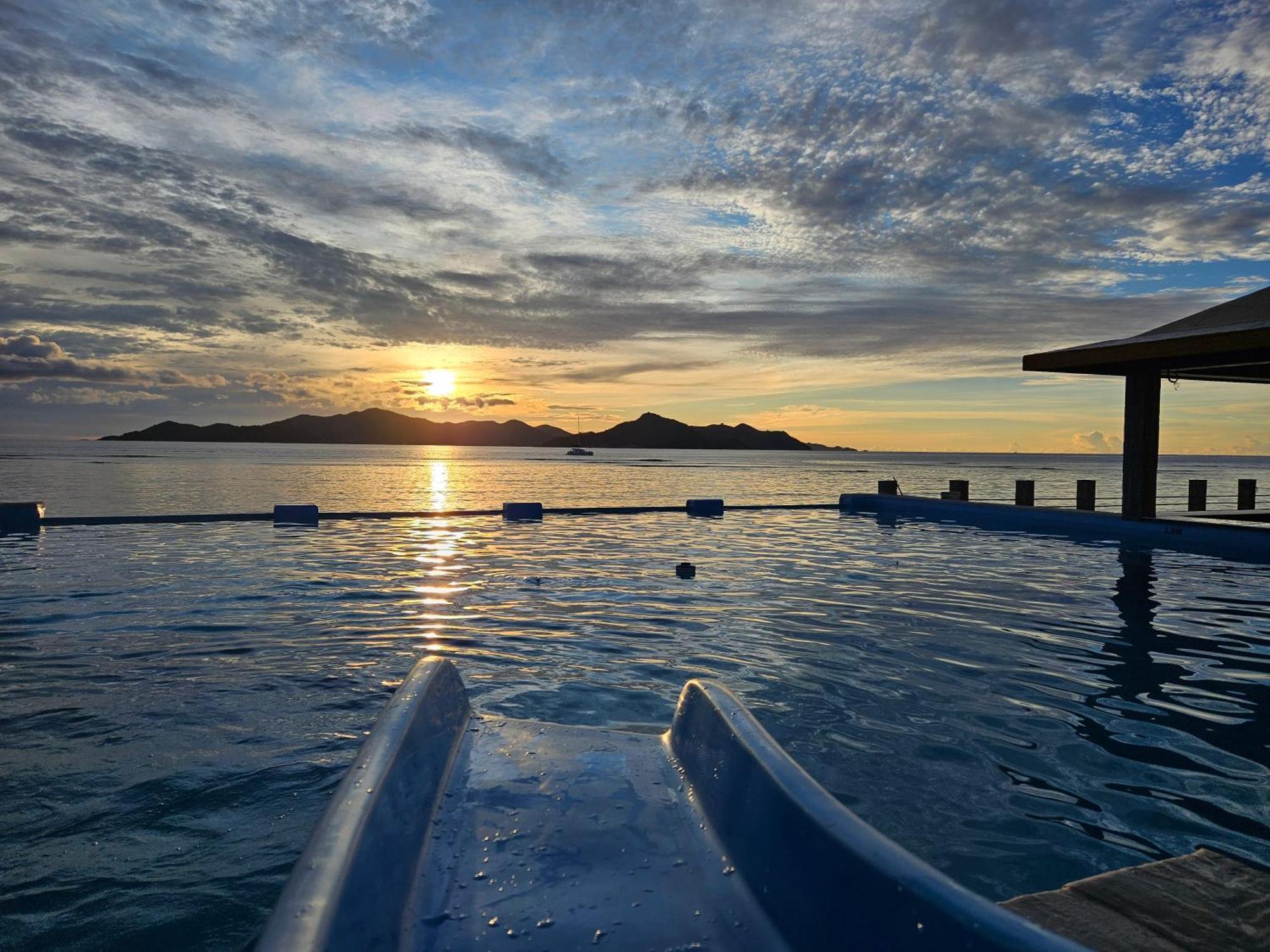 La Digue Luxury Beach & Spa 外观 照片